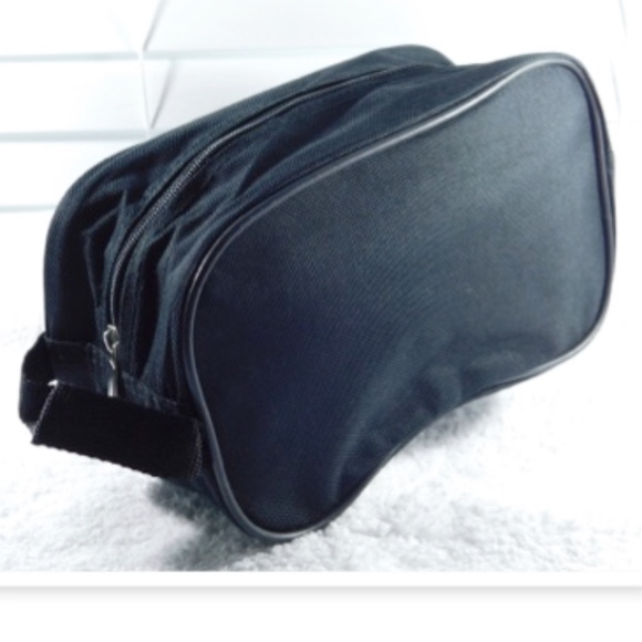 Olivet International Canvas Men's Toiletry Bag - Picture 4 of 8